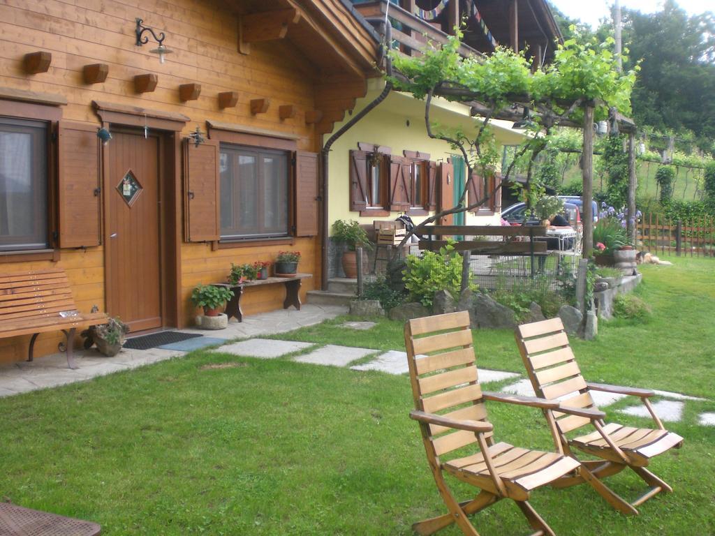 Pera Rionda Bed & Breakfast Caprie Exterior photo